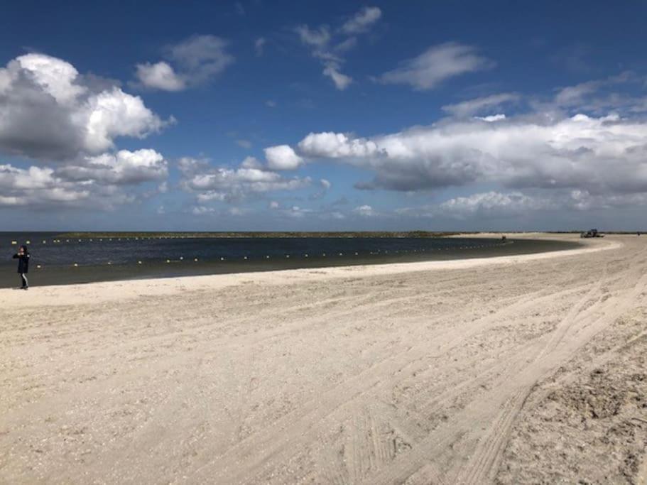 Вилла Gezellige Pipo Met Grote Schommel Aan Het Water Медемблик Экстерьер фото